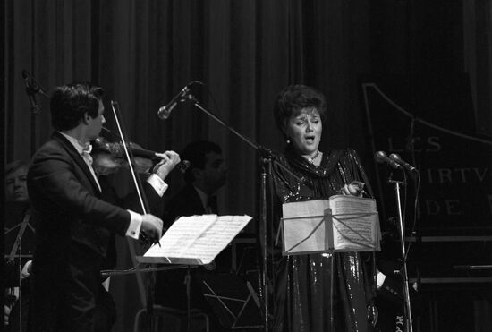 Благотворительный вечер "Премьера премьер"