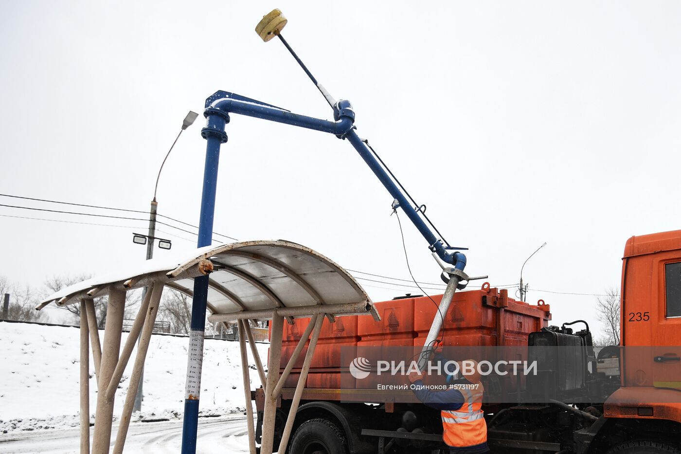 Склад противогололедных материалов в Москве