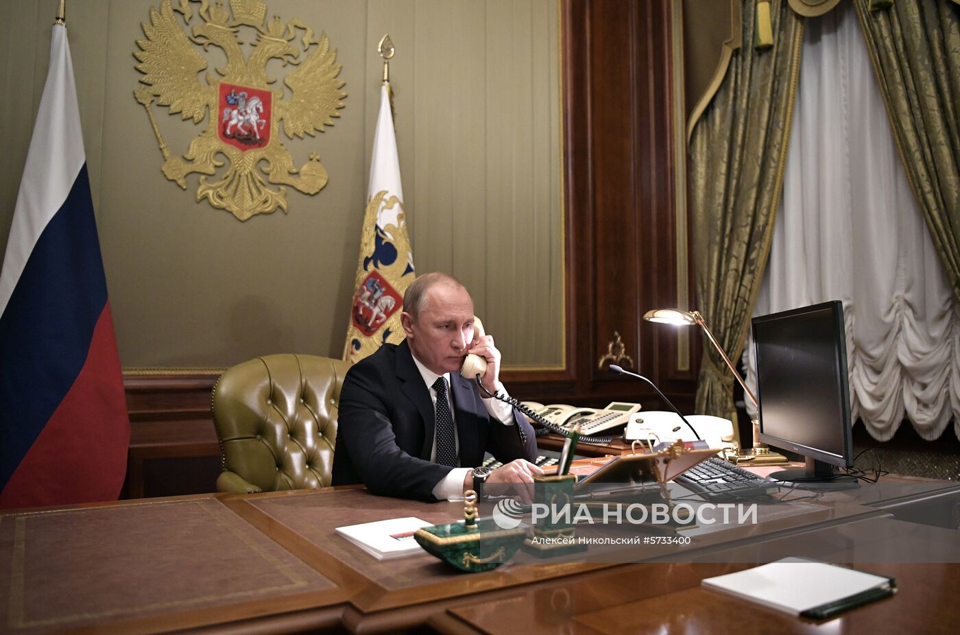 Рабочая поездка президента РФ В. Путина в Санкт-Петербург