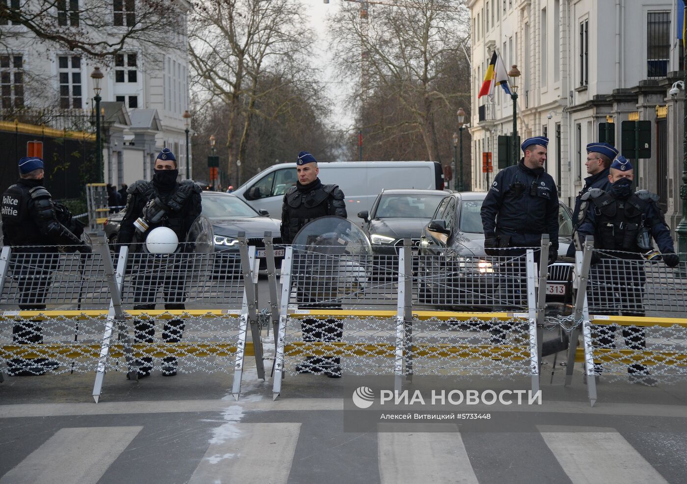 Акция протеста автомобилистов "жёлтые жилеты" в Брюсселе