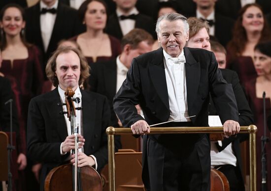 Рабочая поездка президента РФ В. Путина в Санкт-Петербург