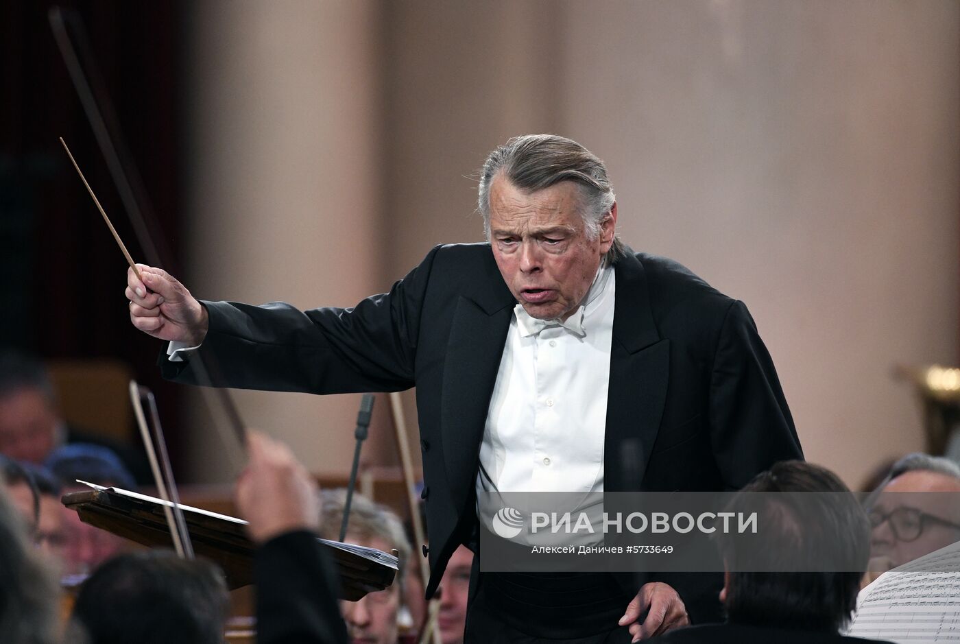 Рабочая поездка президента РФ В. Путина в Санкт-Петербург