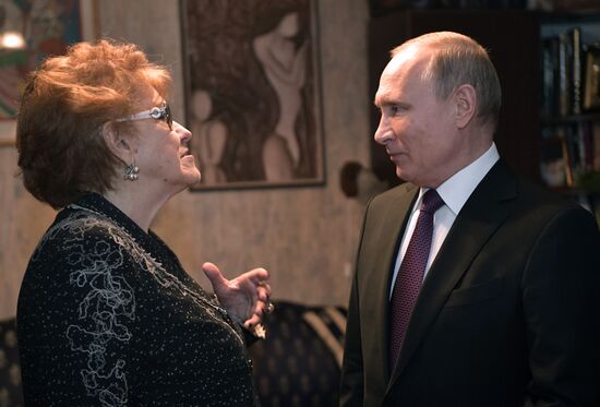 Рабочая поездка президента РФ В. Путина в Санкт-Петербург