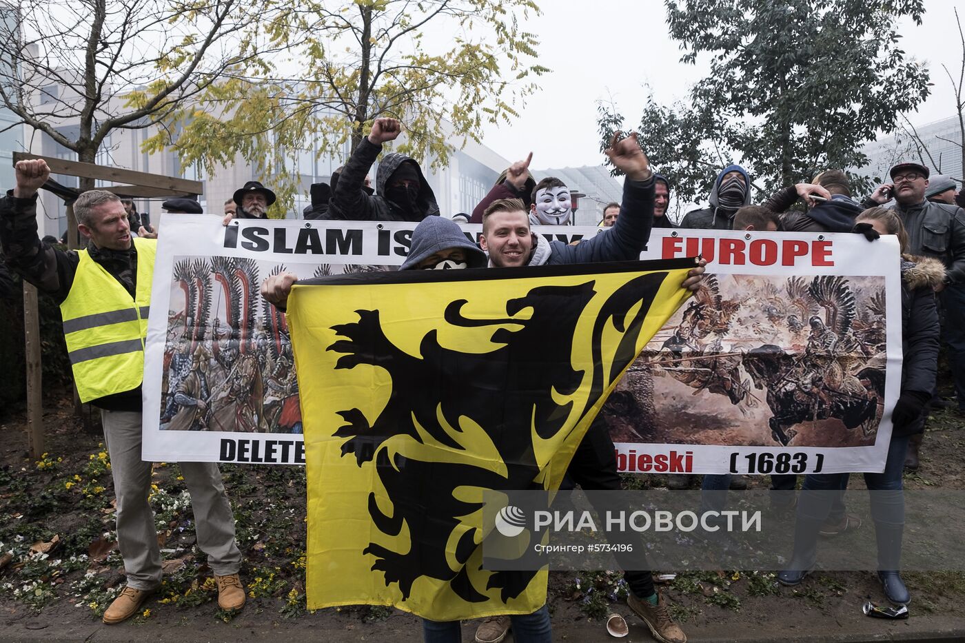 Массовые протесты в Брюсселе против миграционного пакта ООН