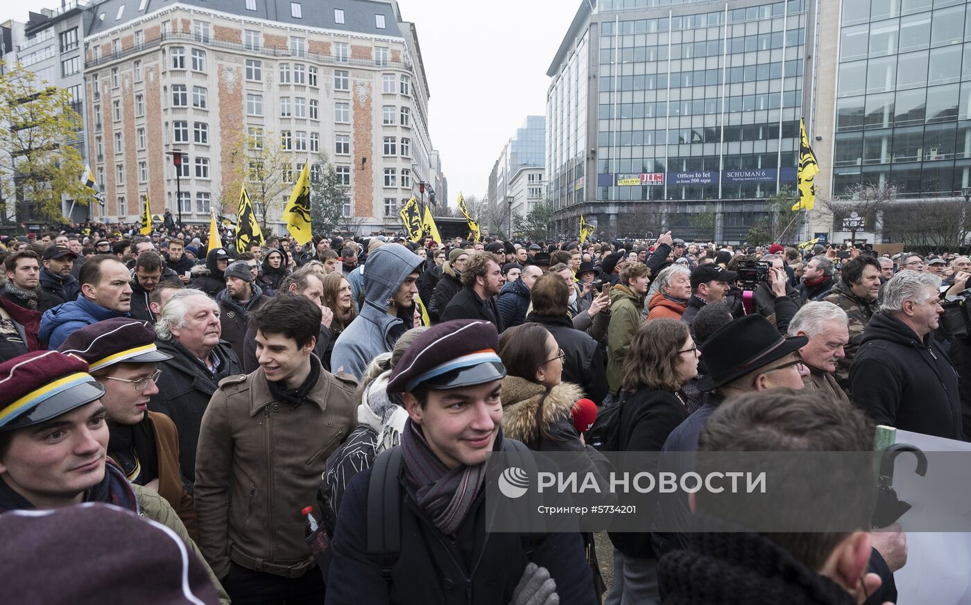 Массовые протесты в Брюсселе против миграционного пакта ООН