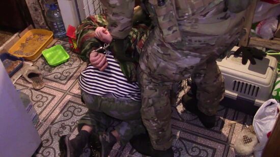 ФСБ России пресекла деятельность преступной группы по изготовлению и сбыту  оружия и боеприпасов