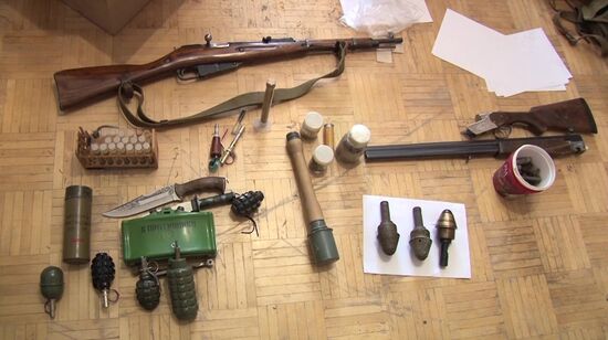 ФСБ России пресекла деятельность преступной группы по изготовлению и сбыту  оружия и боеприпасов