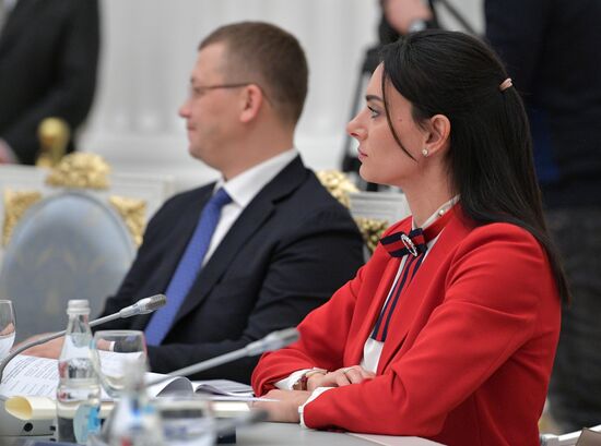 Совет при президенте РФ по реализации государственной политики в сфере защиты семьи и детей