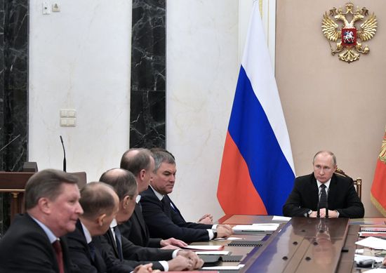 Президент РФ В. Путин провел заседание Совбеза РФ
