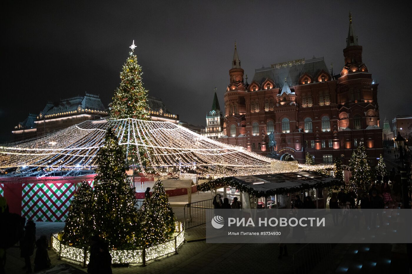 Украшение Москвы к Новому году