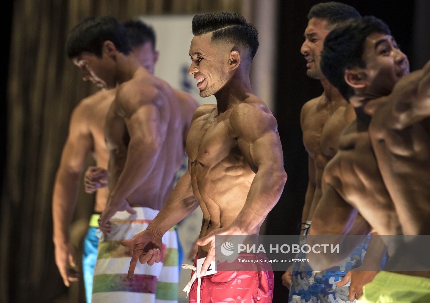 Чемпионат по бодибилдингу в Киргизии