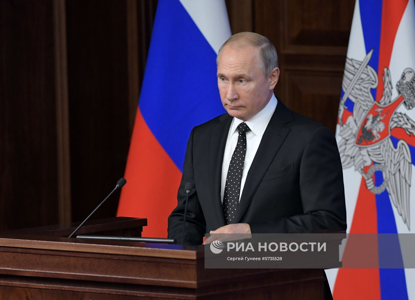 Президент РФ В. Путин принял участие в расширенном заседании коллегии министерства обороны РФ
