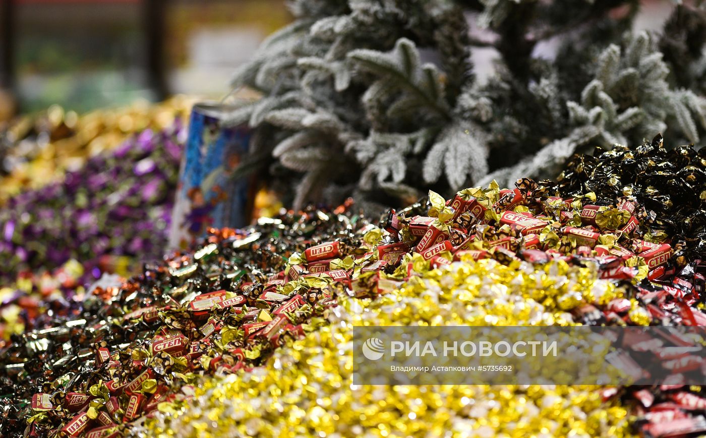 Предновогодняя торговля в Москве