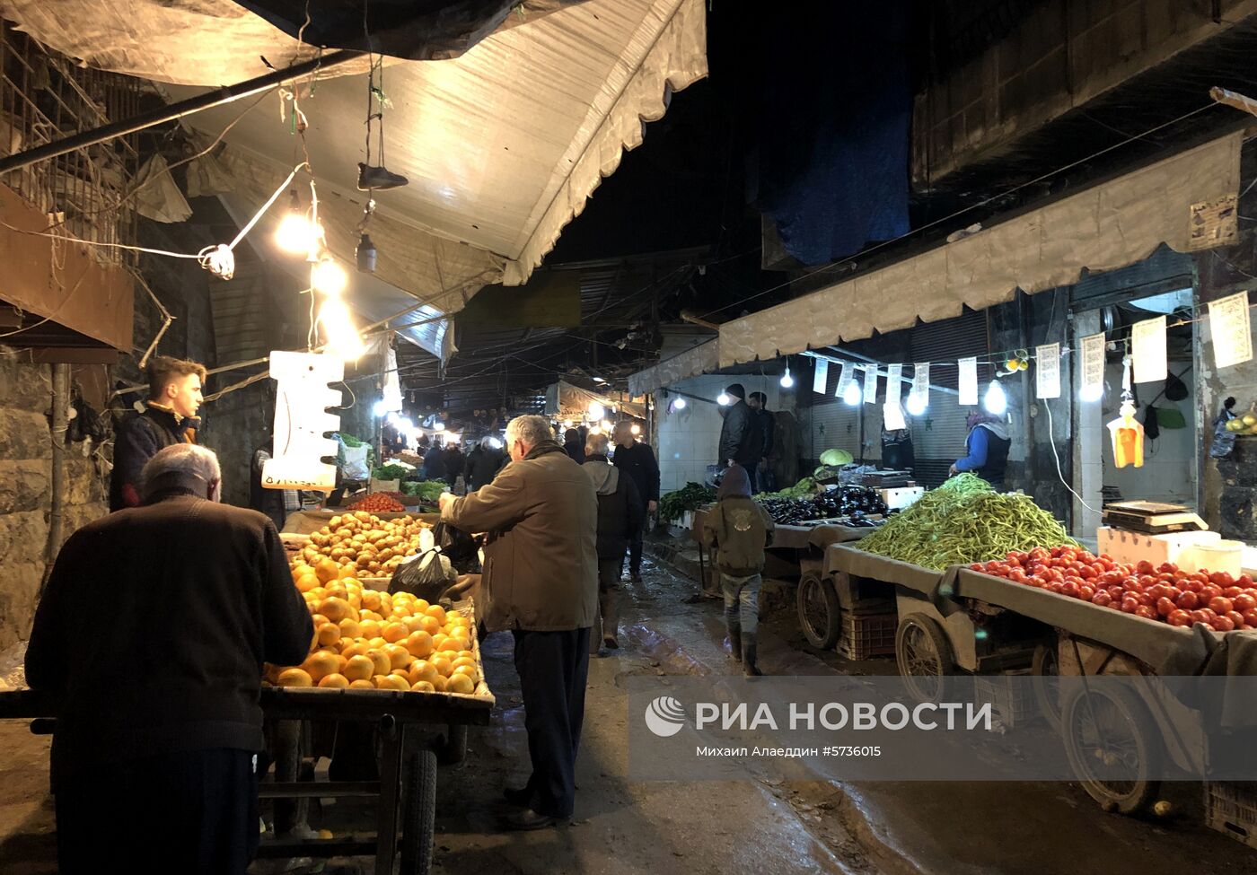 Ночной рынок в Алеппо
