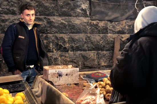 Ночной рынок в Алеппо