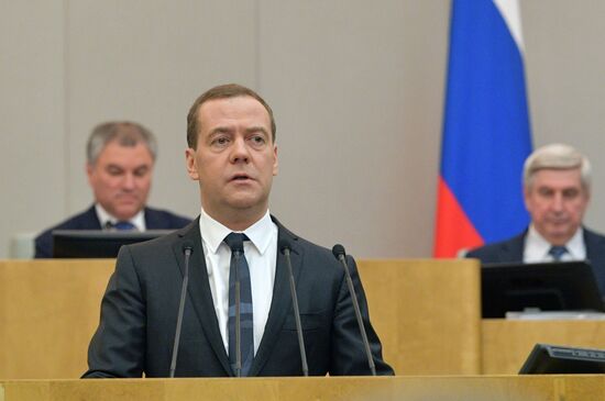 Премьер-министр РФ Д. Медведев принял участие в заключительном пленарном заседании осенней сессии Государственной Думы РФ 