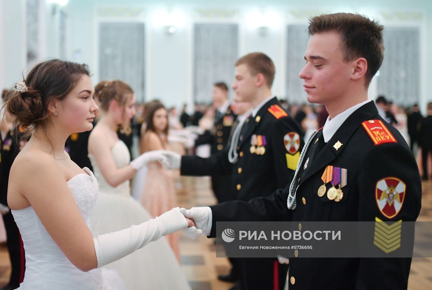 Новогодний кадетский бал Росгвардии в Доме Пашкова