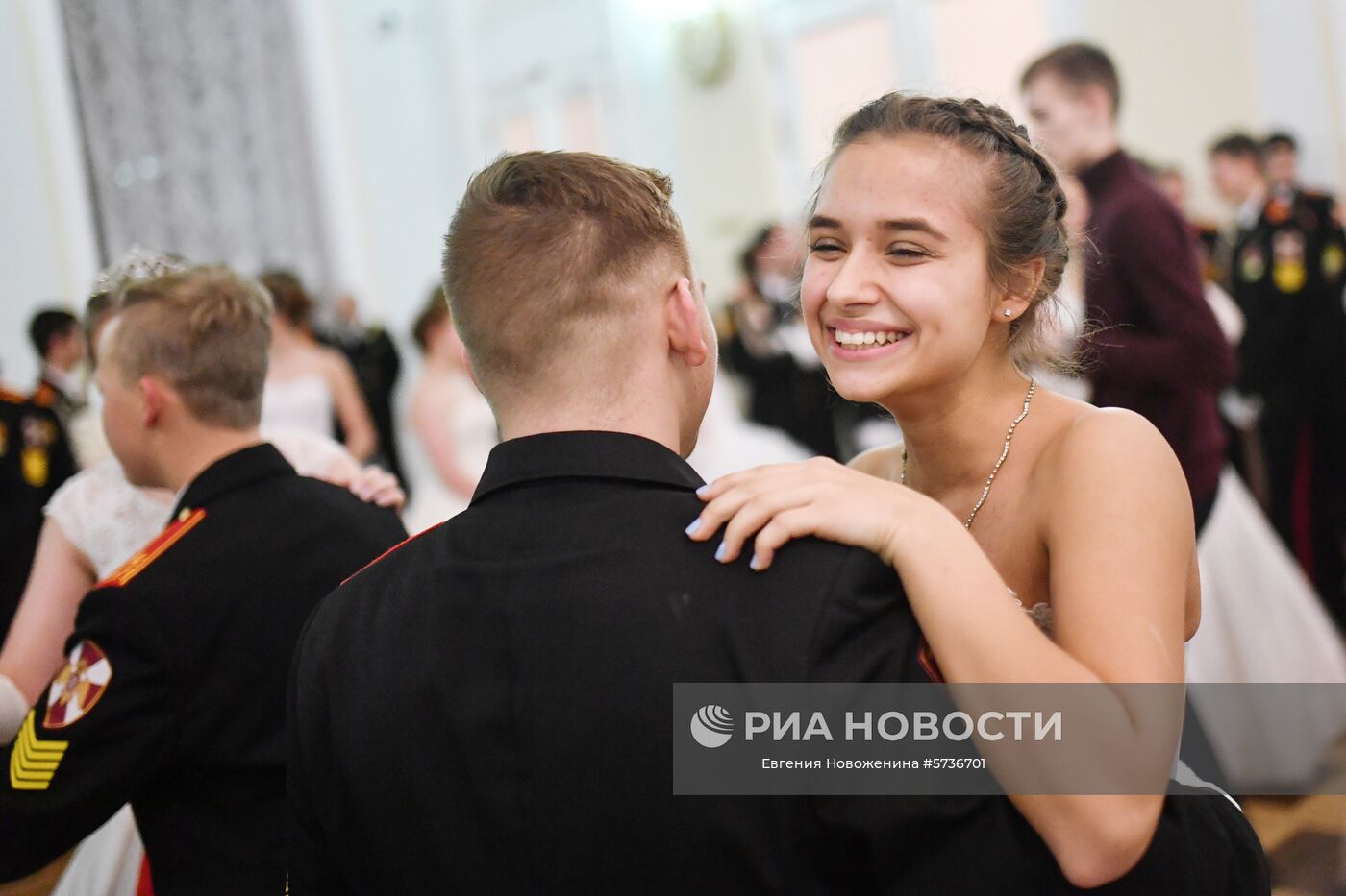 Новогодний кадетский бал Росгвардии в Доме Пашкова