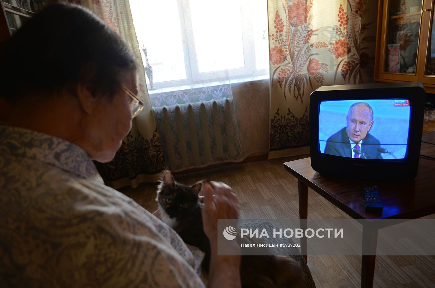 Трансляция пресс-конференции президента РФ В. Путина 