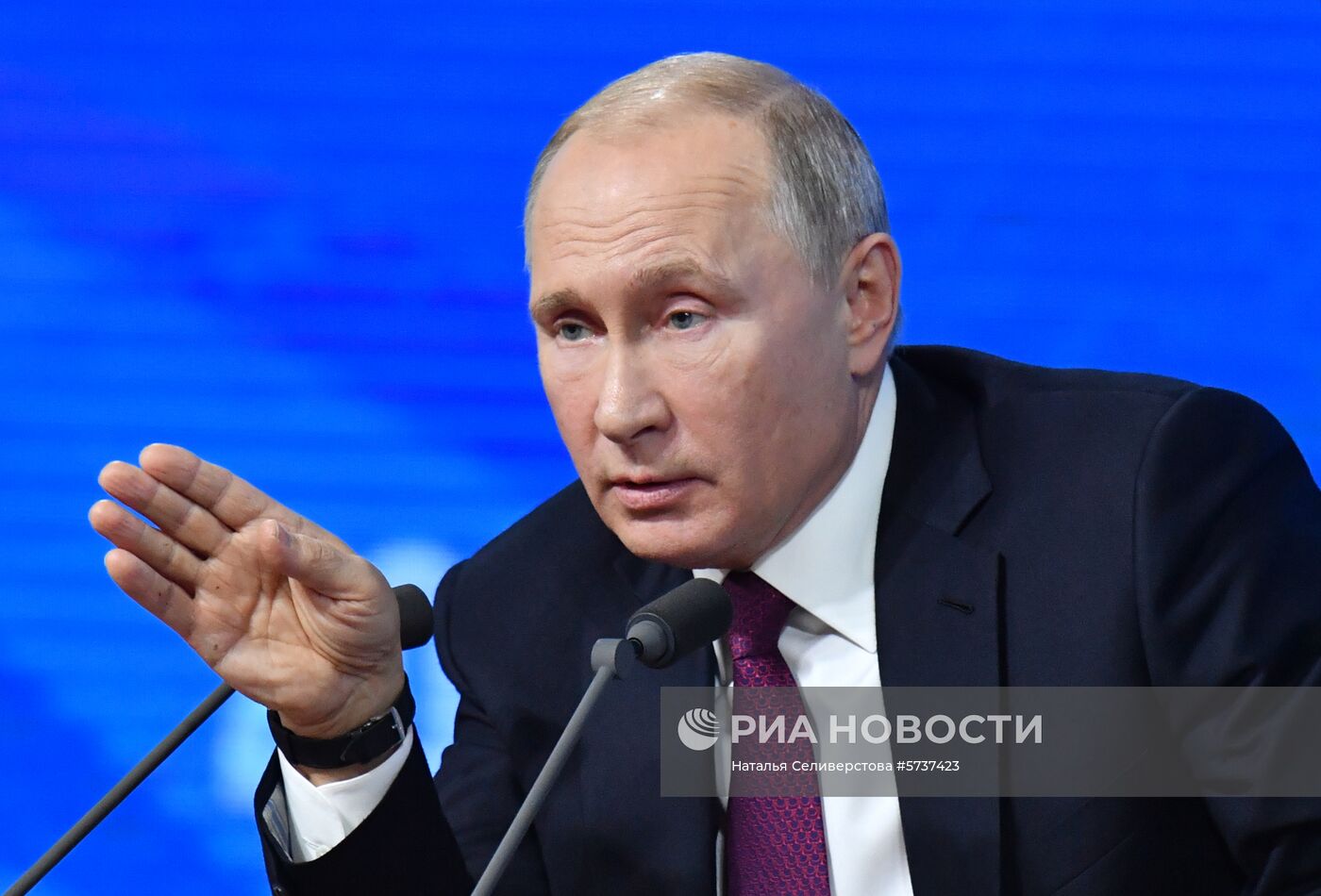 Ежегодная большая пресс-конференция президента РФ В. Путина