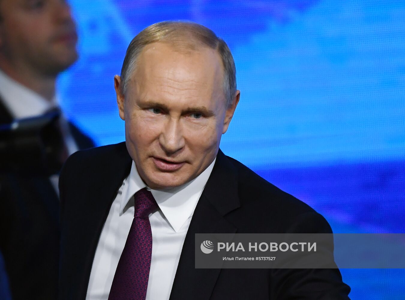 Ежегодная большая пресс-конференция президента РФ В. Путина