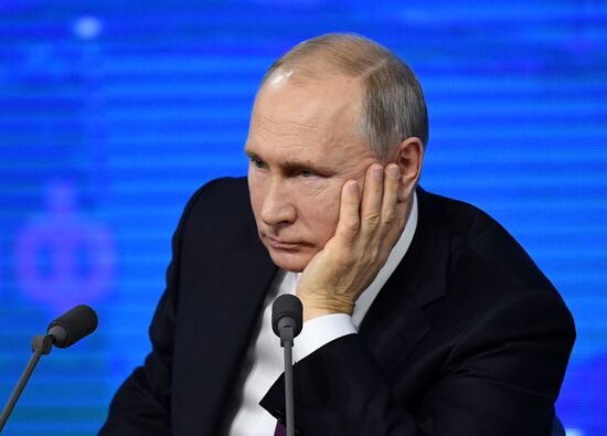 Ежегодная большая пресс-конференция президента РФ В. Путина