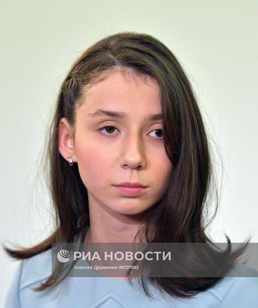 Президент РФ В. Путин после пресс-конференции дал интервью Регине Парпиевой