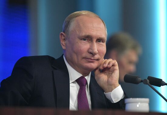Ежегодная большая пресс-конференция президента РФ В. Путина