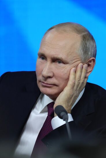Ежегодная большая пресс-конференция президента РФ В. Путина