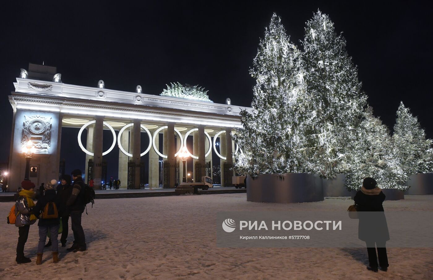 Новогоднее оформление Парка Горького