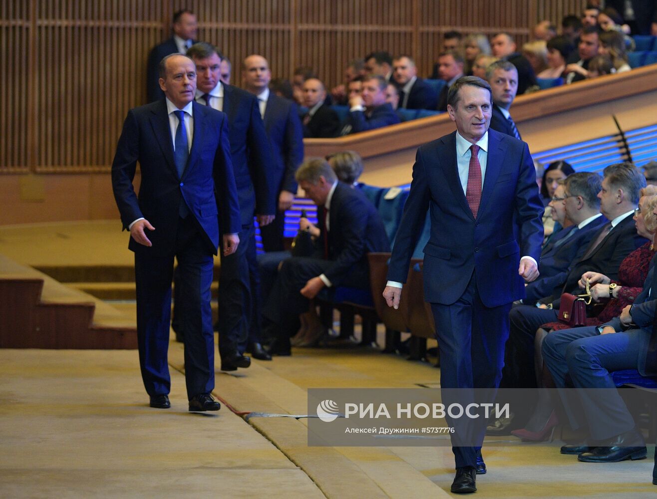 Президент РФ В. Путин на торжественном вечере по случаю Дня работника органов безопасности