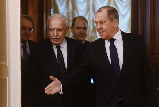 Встреча глав МИД РФ и Палестины С. Лаврова и Р. аль-Малики