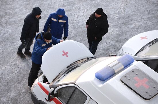 Вручение автомобилей скорой медицинской помощи учреждениям здравоохранения Свердловской области