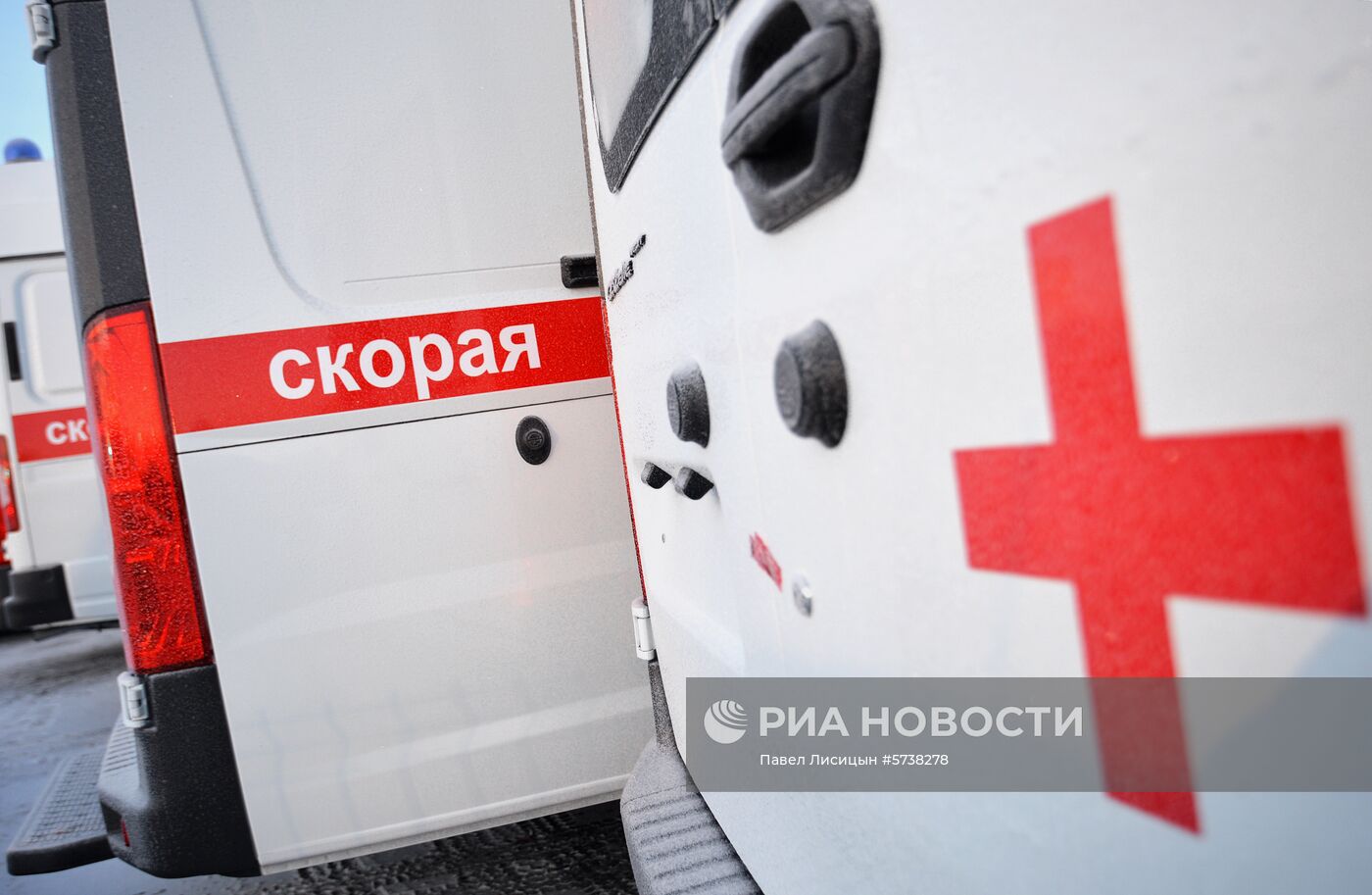 Вручение автомобилей скорой медицинской помощи учреждениям здравоохранения Свердловской области