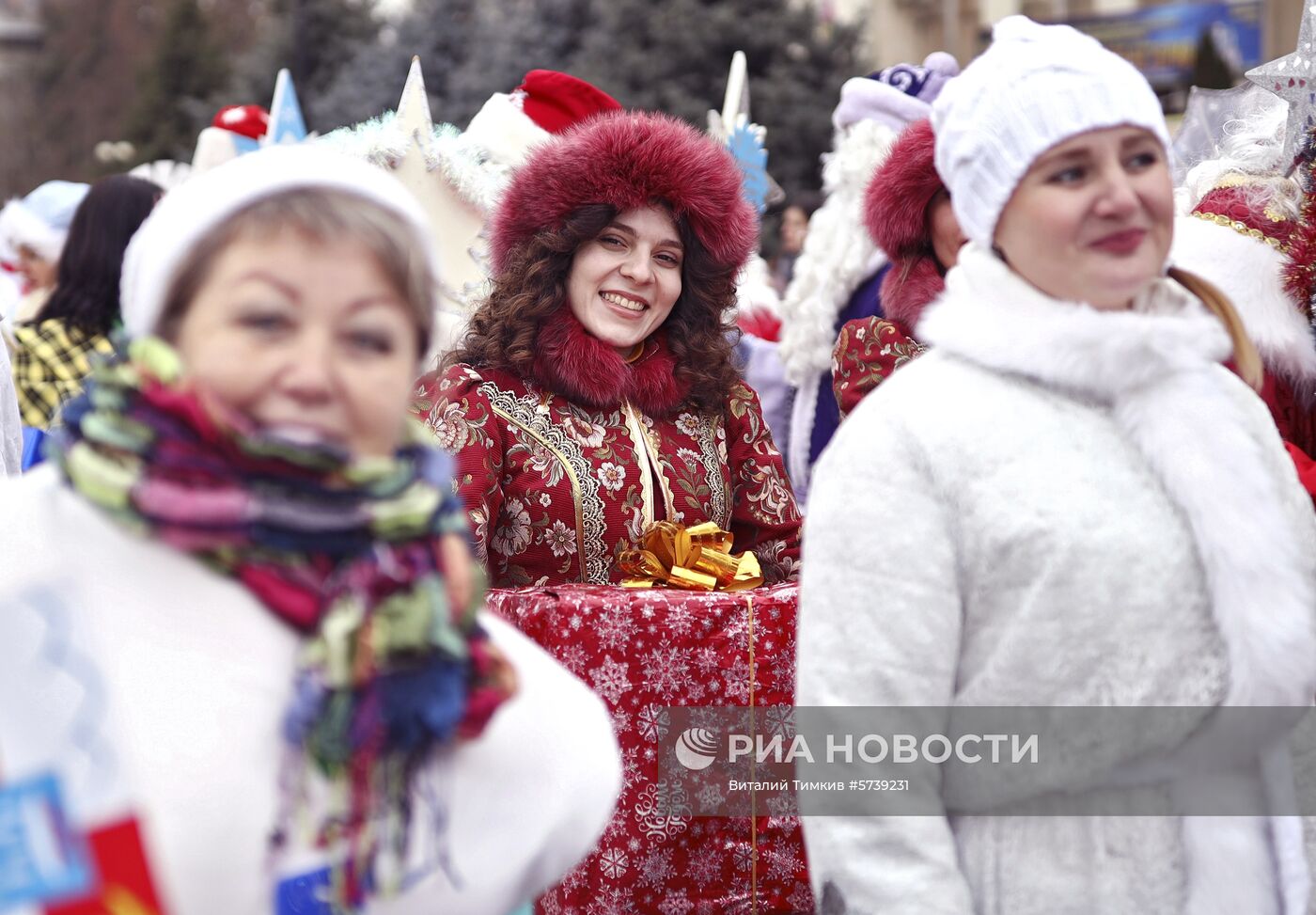 Парад Дедов Морозов и Снегурочек 