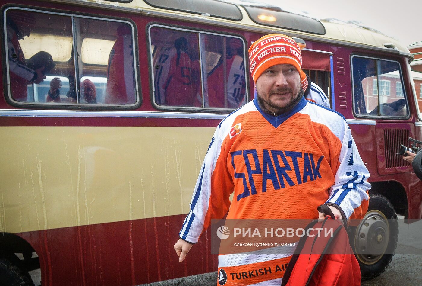 Хоккей. КХЛ. Матч "Спартак" - "Сочи"