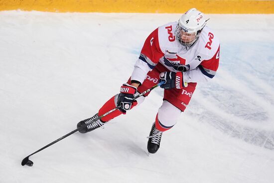 Хоккей. КХЛ. Матч "Авангард" - "Локомотив"