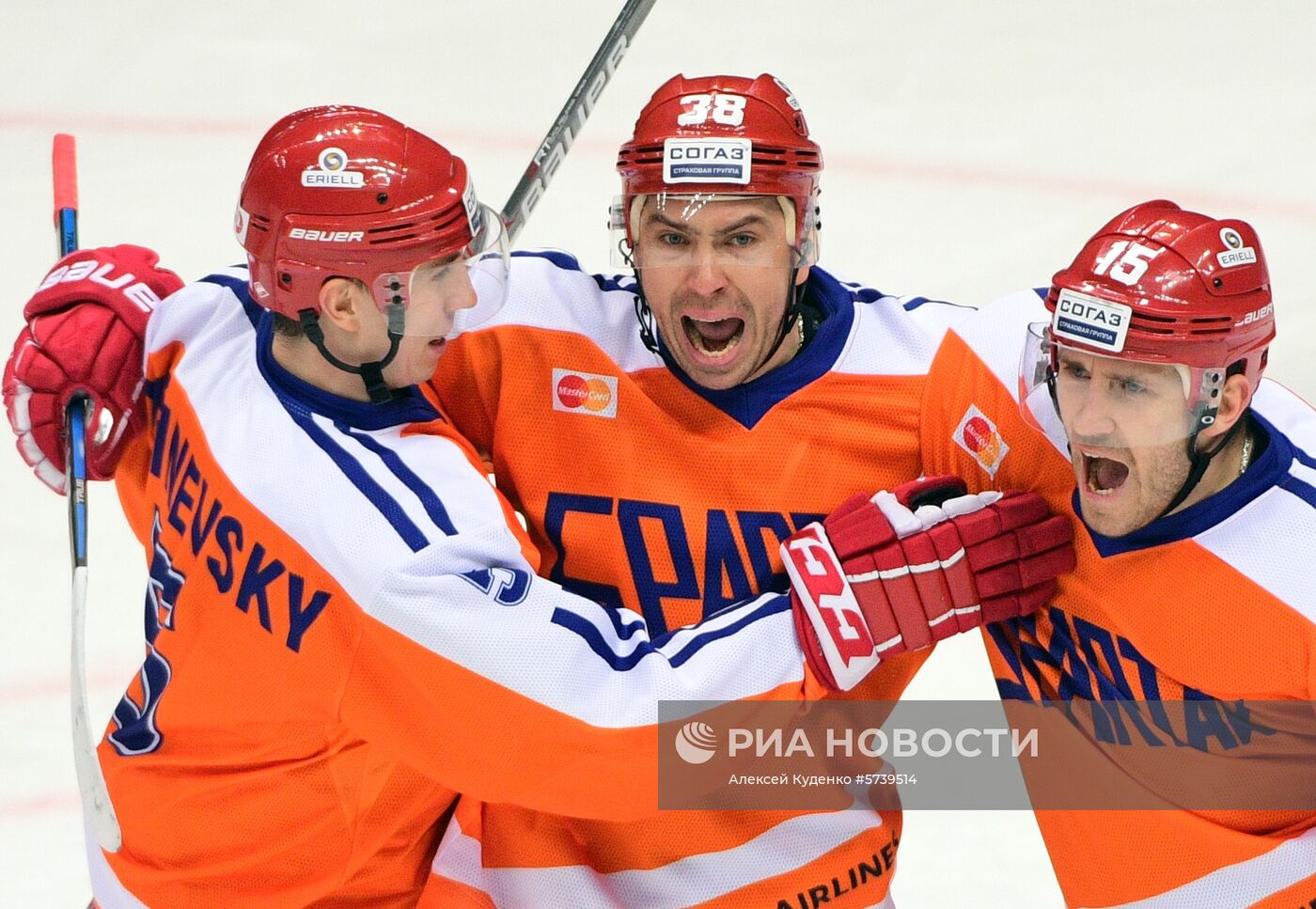 Хоккей. КХЛ. Матч "Спартак" - "Сочи"