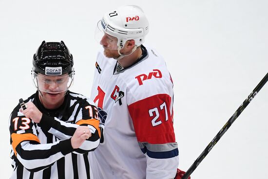 Хоккей. КХЛ. Матч "Авангард" - "Локомотив"