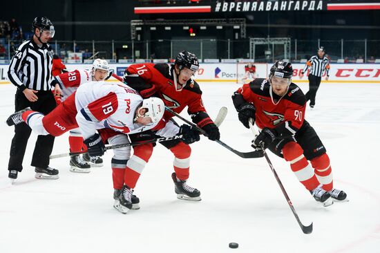 Хоккей. КХЛ. Матч "Авангард" - "Локомотив"