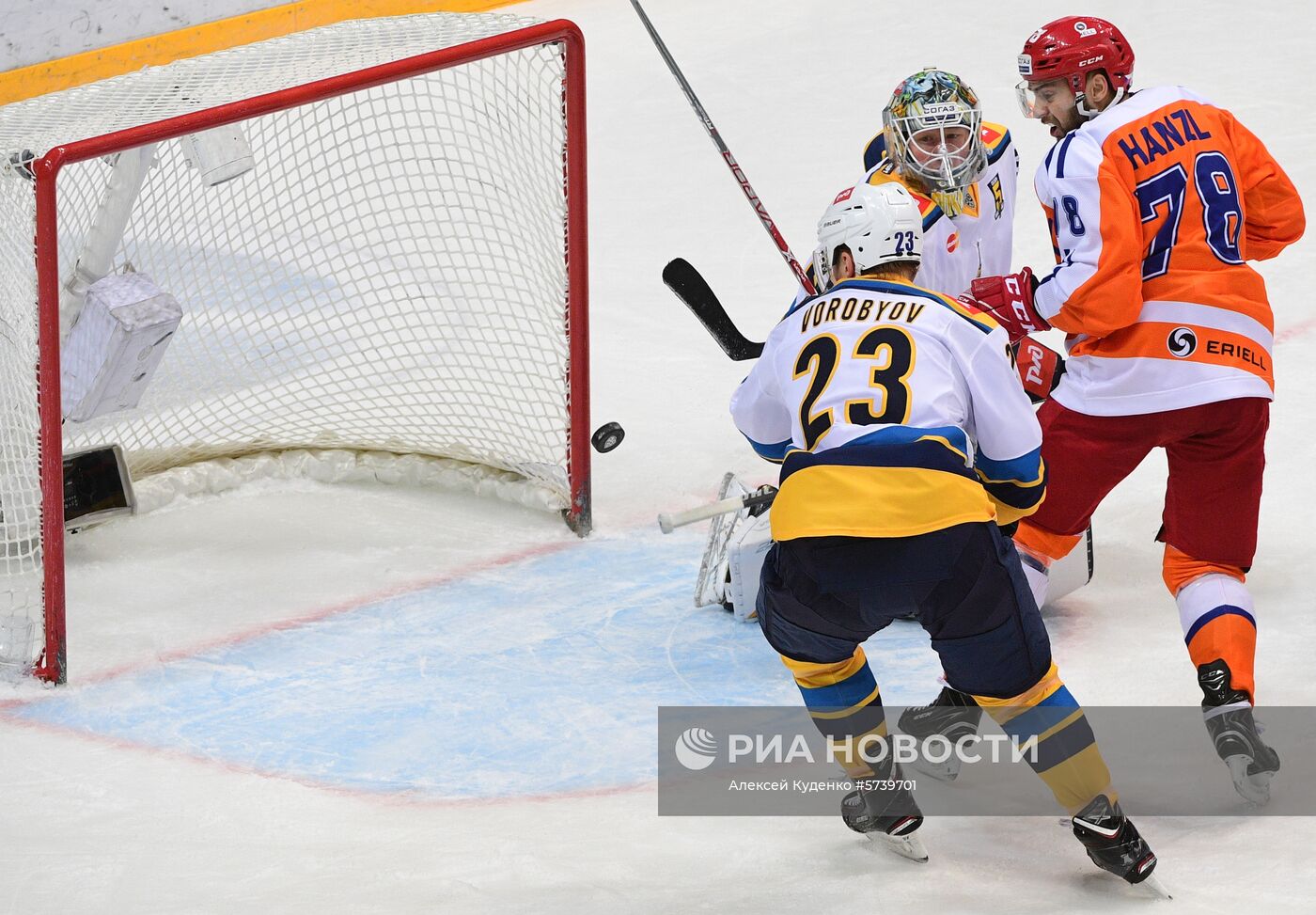 Хоккей. КХЛ. Матч "Спартак" - "Сочи"