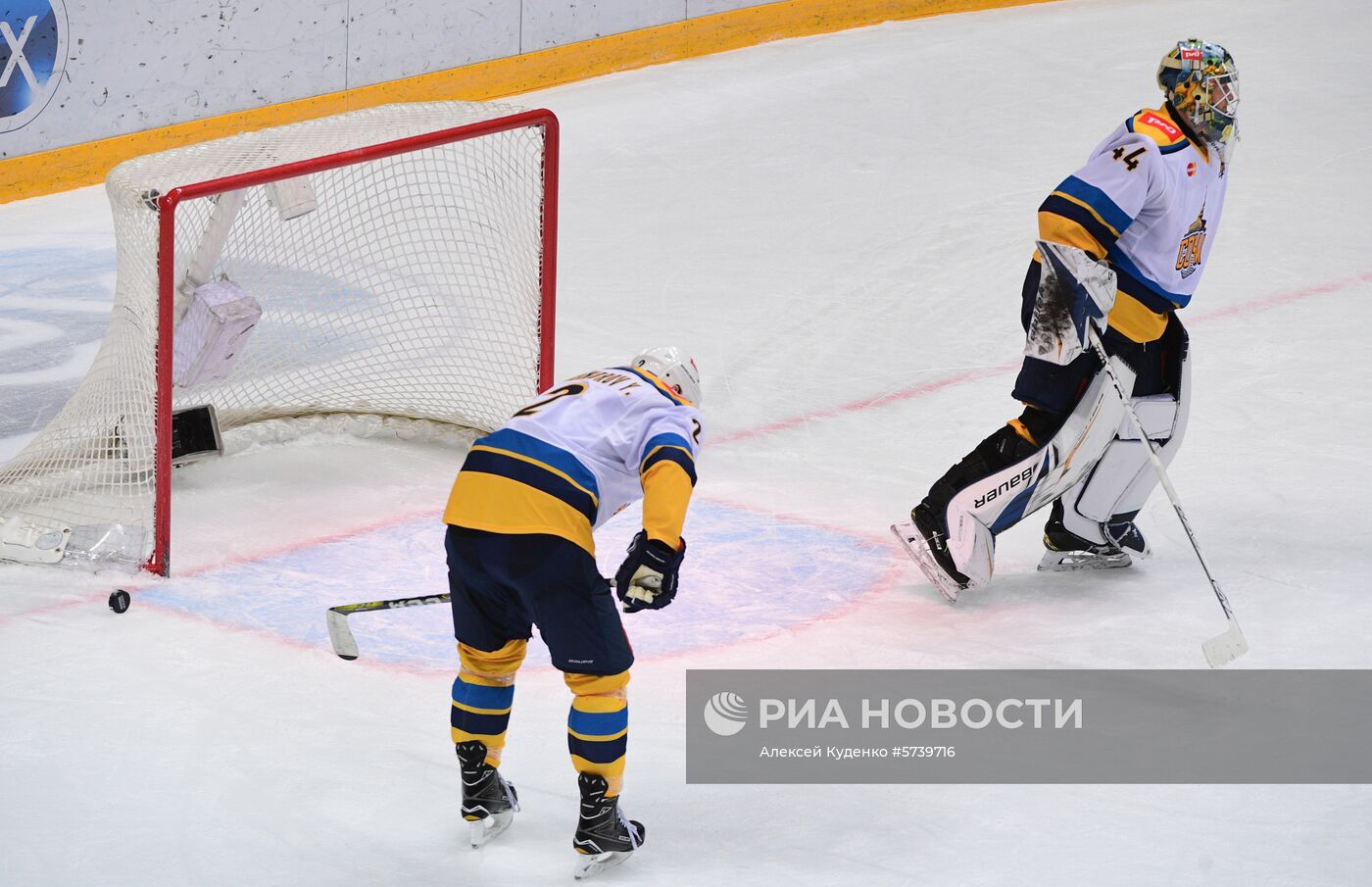 Хоккей. КХЛ. Матч "Спартак" - "Сочи"