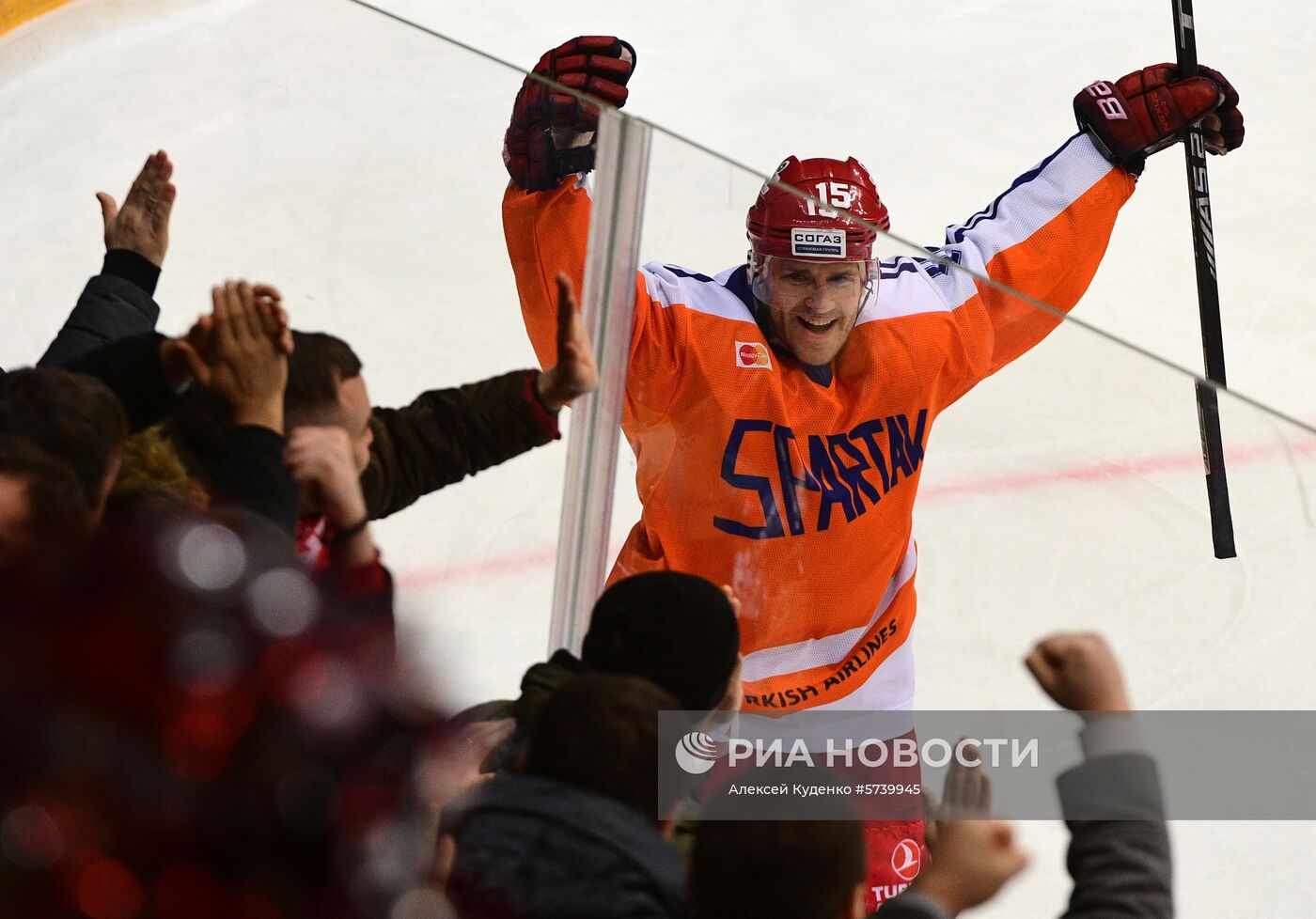 Хоккей. КХЛ. Матч "Спартак" - "Сочи"