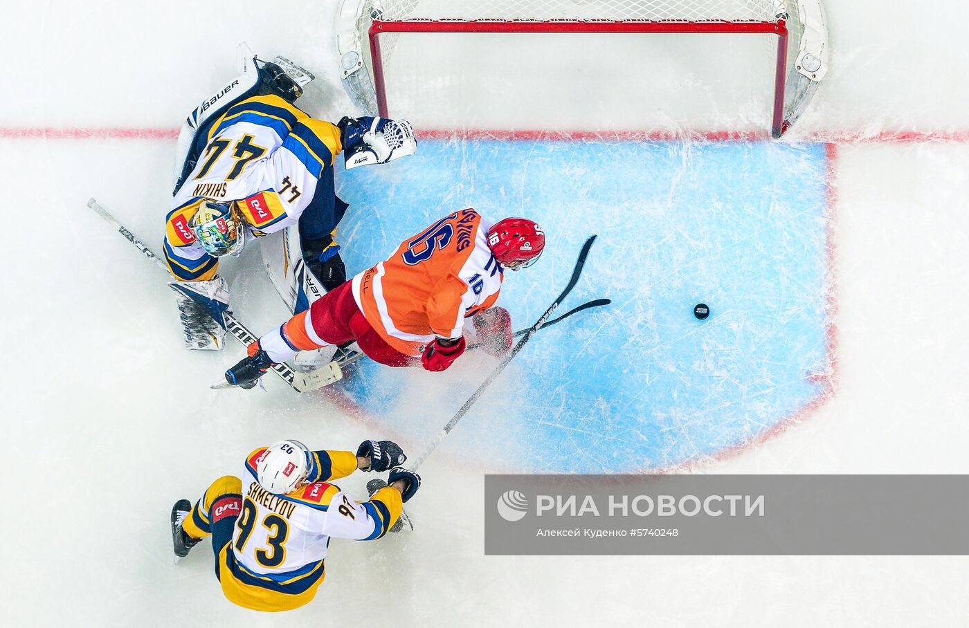 Хоккей. КХЛ. Матч "Спартак" - "Сочи"