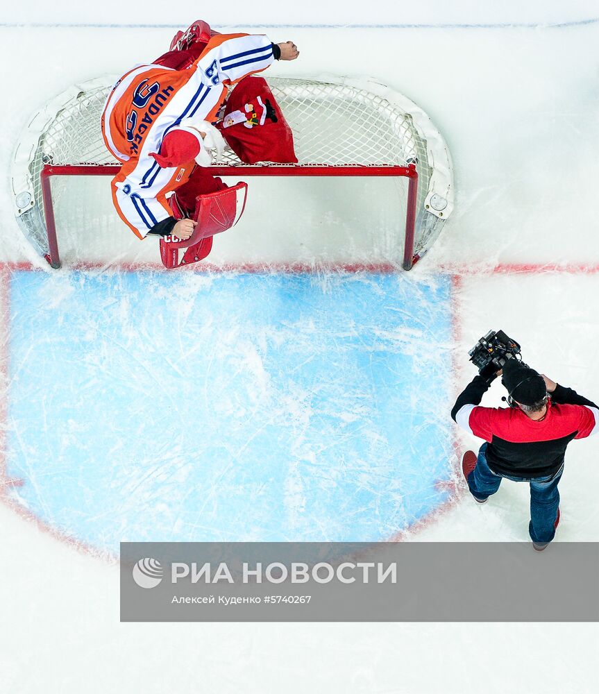 Хоккей. КХЛ. Матч "Спартак" - "Сочи"