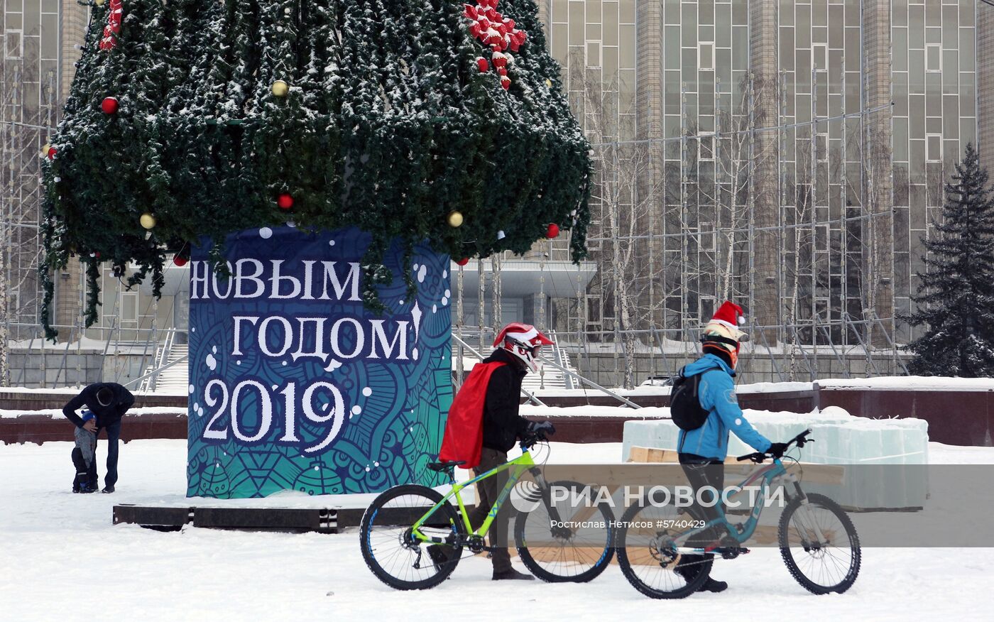 Велозаезд Дедов Морозов в Новосибирске