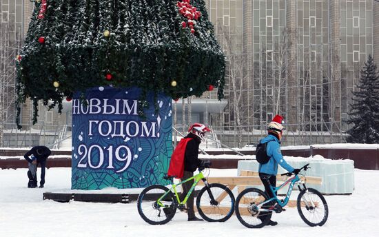 Велозаезд Дедов Морозов в Новосибирске