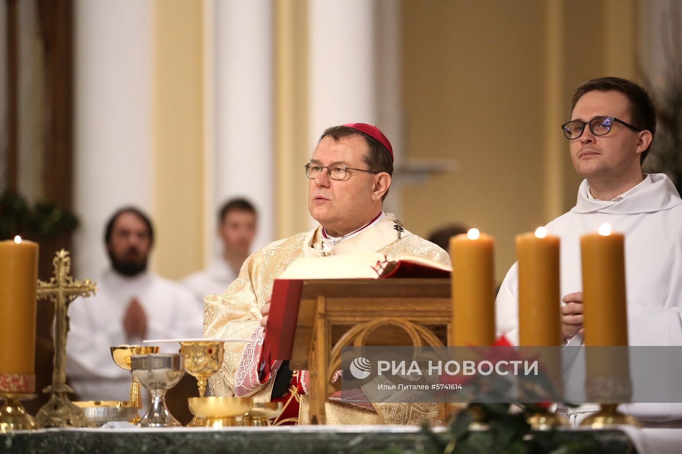 Празднование католического Рождества в Москве