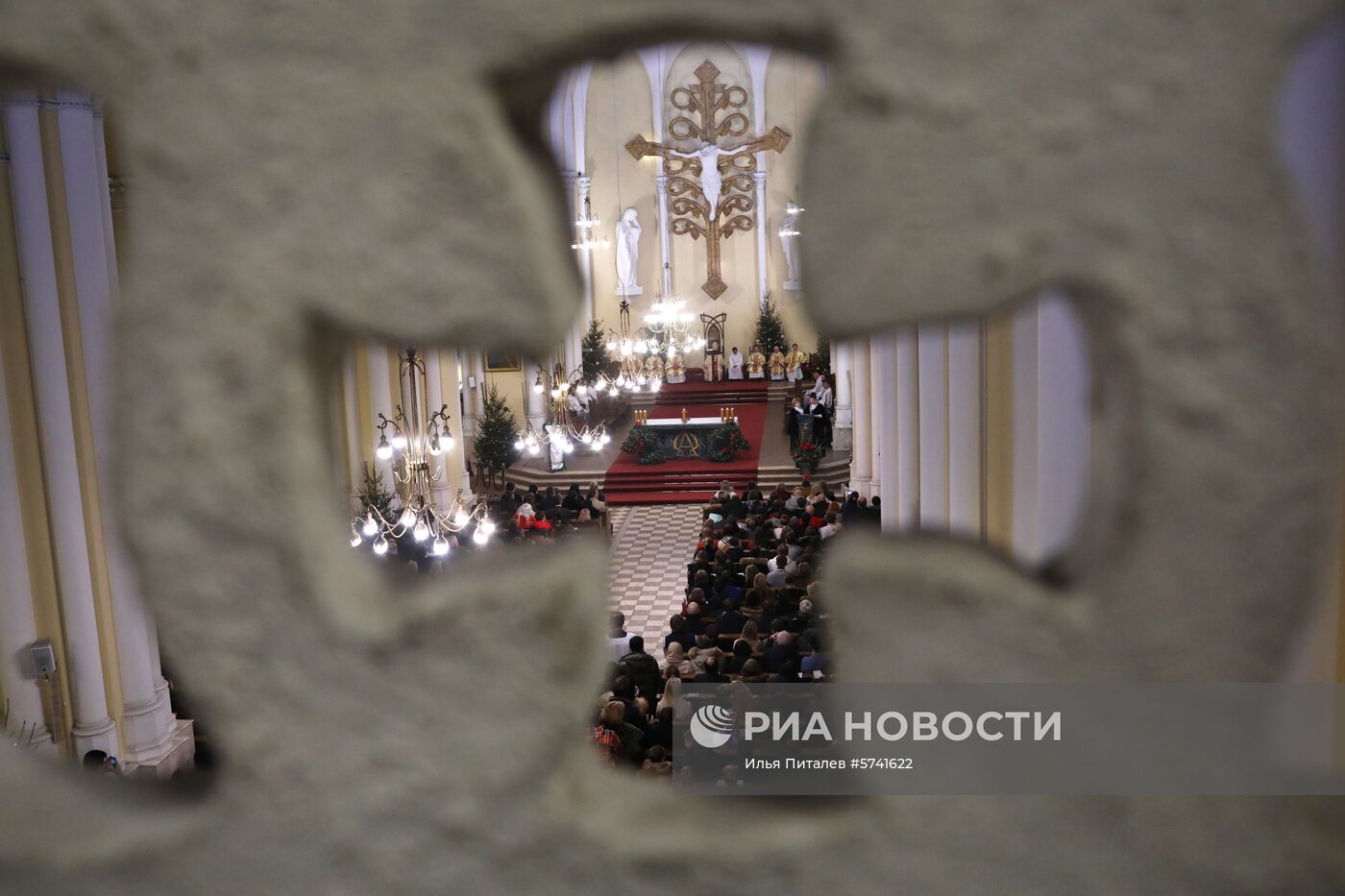 Празднование католического Рождества в Москве