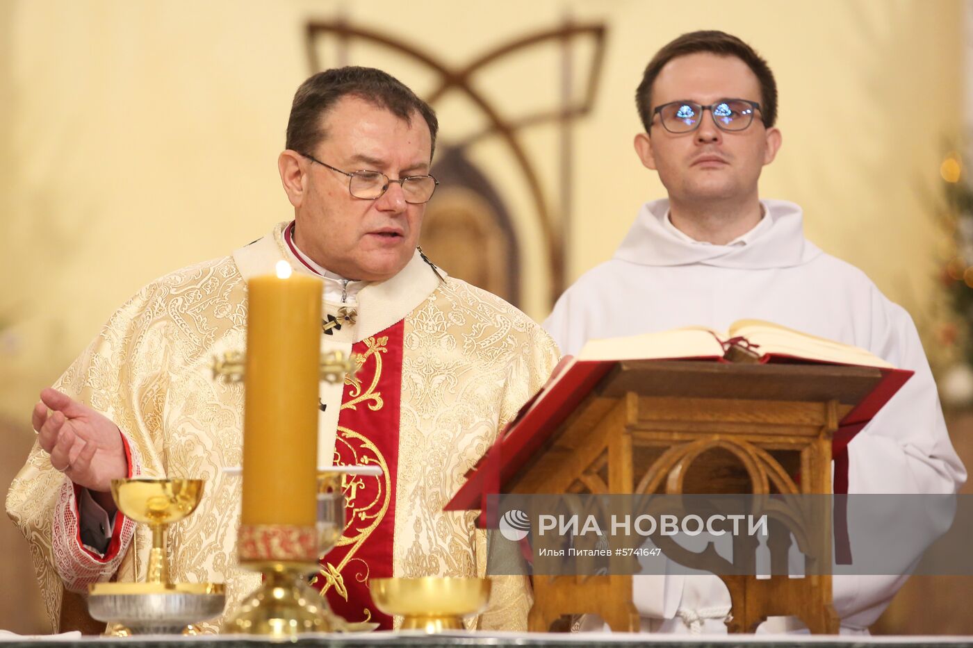 Празднование католического Рождества в Москве